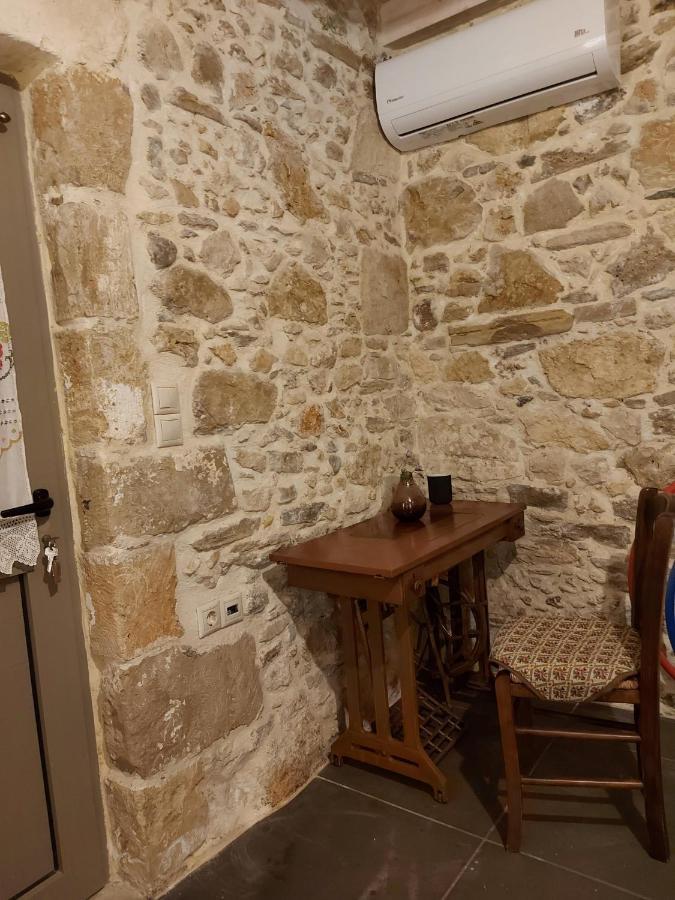 Mouri Village Aikirgiannis Buitenkant foto